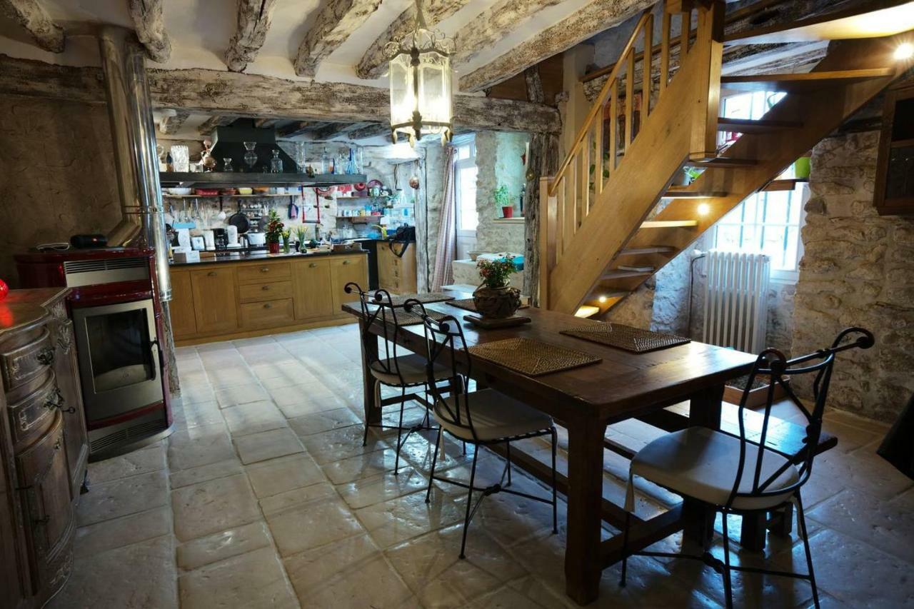 Ancienne Maison Des Templiers Gouillons Luaran gambar